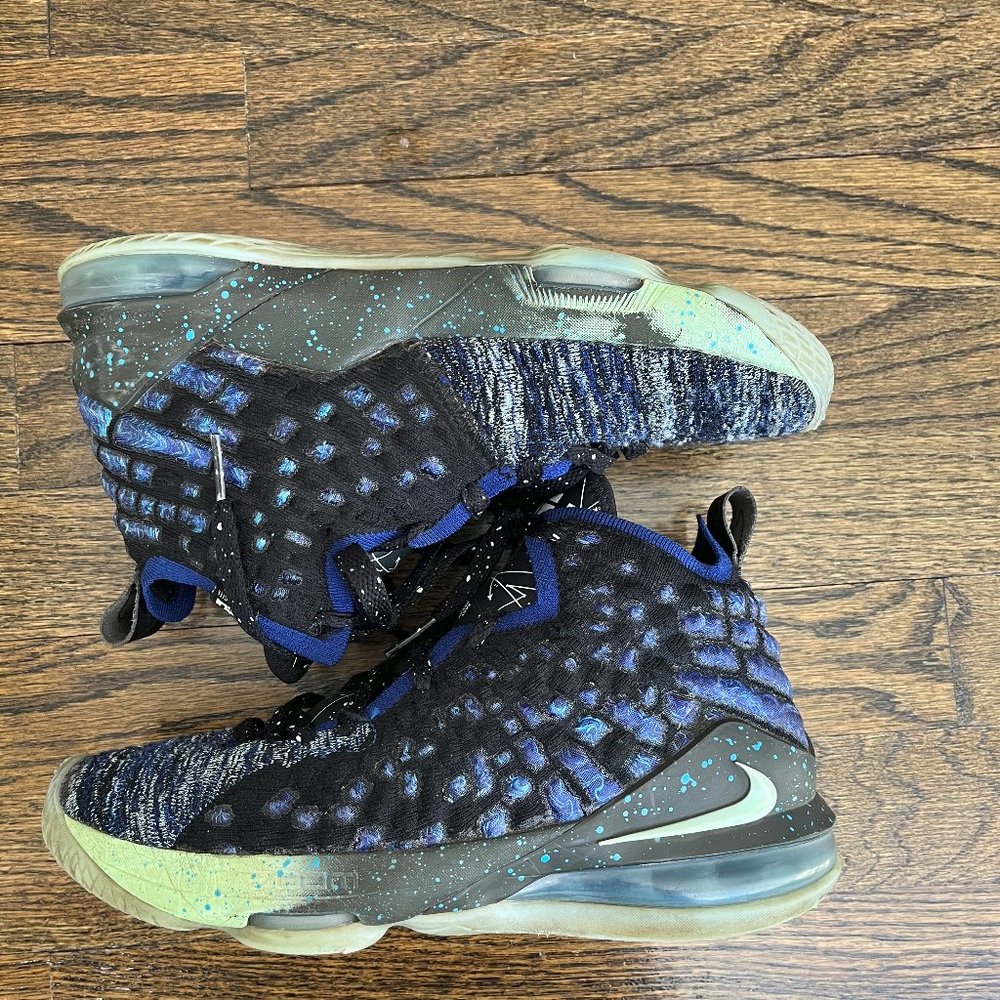 Nike Air Lebron XVII Constellations Basketball Shoes/Sneakers 4.5Y